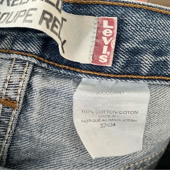 Levi’s cut off shorts - Picture 4 of 4